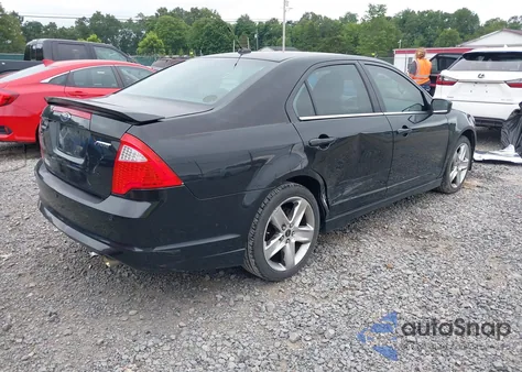 2010 Ford Fusion Sport z USA, uszkodzony, nr VIN 3FAHP0KCXAR192217